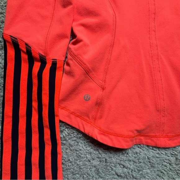 Lululemon Jacket Womens 6 Define Stretch Zip Up Pockets Bright Activewear Casual - Picture 1 of 5